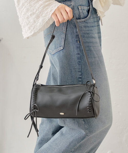 【500mlペットボトル収納可】レースアップデザインサークルバッグ（ショルダーバッグ）｜Chico（チコ）