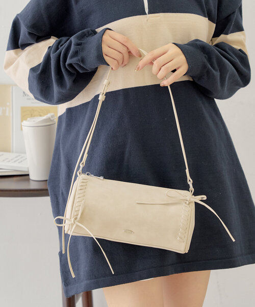 【500mlペットボトル収納可】レースアップデザインサークルバッグ（ショルダーバッグ）｜Chico（チコ）