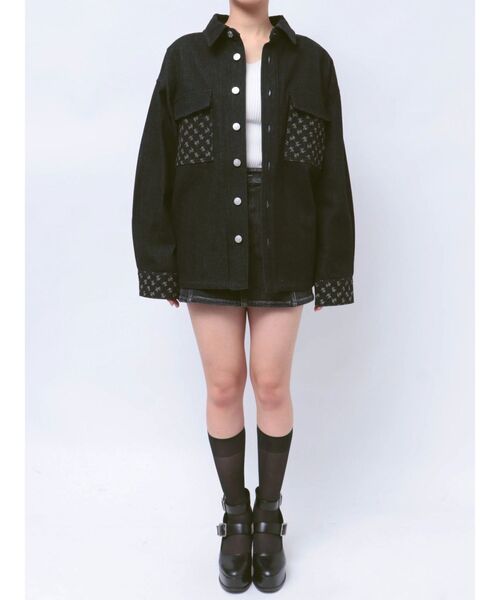 EATME（イートミー）の「BIGシルエットデニムジャケット（デニムジャケット・レディース・ライトブルー/ブラック・FREE）」の14枚目の写真