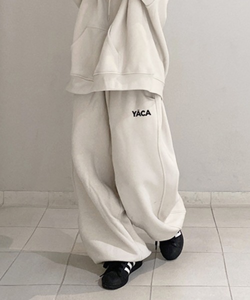 YACA(ヤーカ)の「Embroidery Logo Sweat PT/エンブロイダリーロゴスウェットパンツ【unisex item】(スウェットパンツ・レディース・アイボリー/アッシュグレー/ブラック/グレー・FREE)」の12枚目の写真