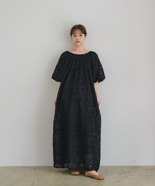 INTER FACTORY（インターファクトリー）の「omayu - ジャガードワンピース【結婚式/オケージョンにも◎】 made in INTER FACTORY（ワンピース・レディース・ブラック/アイボリー・FREE）」の14枚目の写真