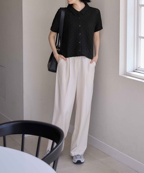 CHAN ME(チャンミ)の「花柄カットレースポロシャツ(シャツ/ブラウス・レディース・ブラック/ブルー/ホワイト・MEDIUM/LARGE/X-LARGE)」の8枚目の写真