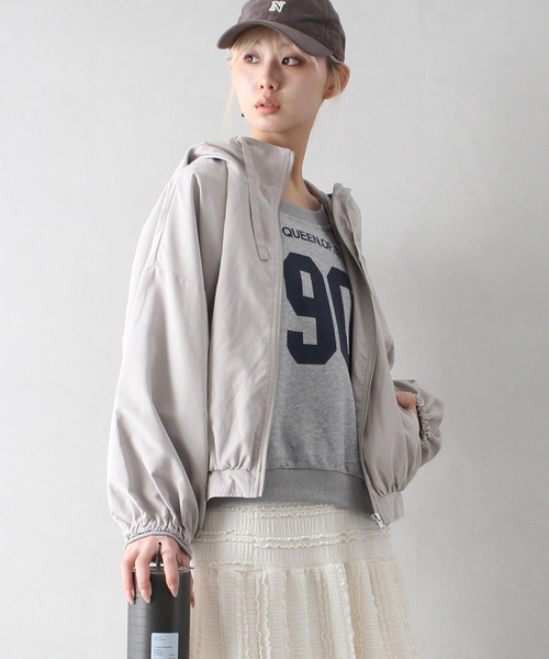 SpRay（スプレイ）の「ピーチショートマウンテンパーカー（マウンテンパーカー・レディース・アイボリー/ライトカーキ/ブラック/グレイッシュベージュ・FREE）」の17枚目の写真