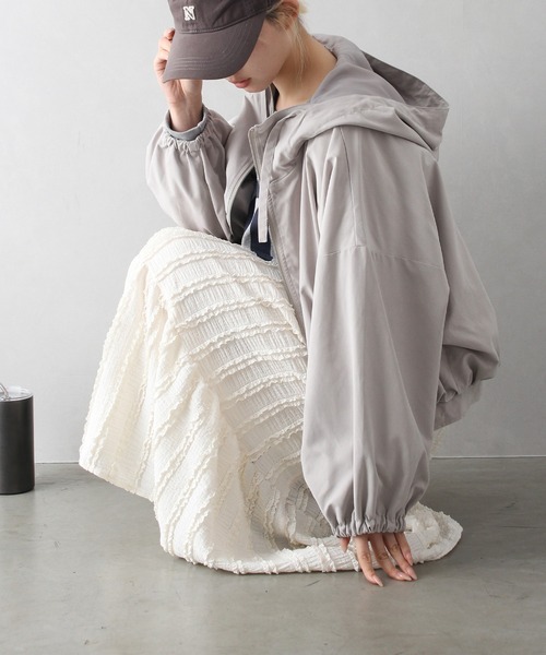 SpRay（スプレイ）の「ピーチショートマウンテンパーカー（マウンテンパーカー・レディース・アイボリー/ライトカーキ/ブラック/グレイッシュベージュ・FREE）」の19枚目の写真