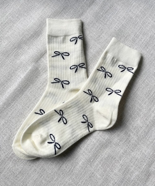 poiregnee（ポワニェ）の「［select］総柄 リボンソックス（ソックス/靴下・レディース・グレー/ブラック/ホワイト・FREE）」の7枚目の写真
