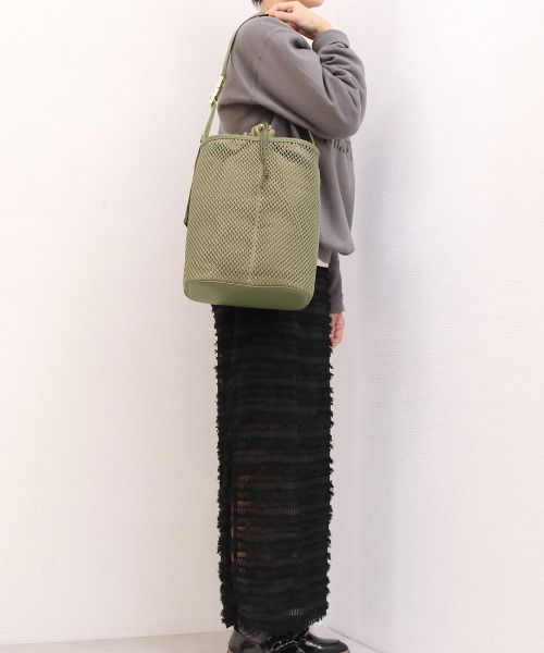 kakatoo（カカトゥ）の「カカトゥ kakatoo / メッシュバゲットショルダーバッグ（ショルダーバッグ・レディース・カーキ/ブラック・FREE）」の16枚目の写真