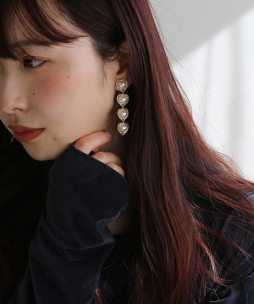 colleca la(コレカラ)の「ハートパール ロングイヤリング(イヤリング・レディース・シルバー/ゴールド・FREE)」の3枚目の写真