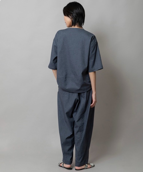Munich(ミューニック)の「ヘンプシャンブレーコクーンプルオーバー(シャツ/ブラウス・レディース・ブラック/ネイビー/グレー・FREE)」の6枚目の写真