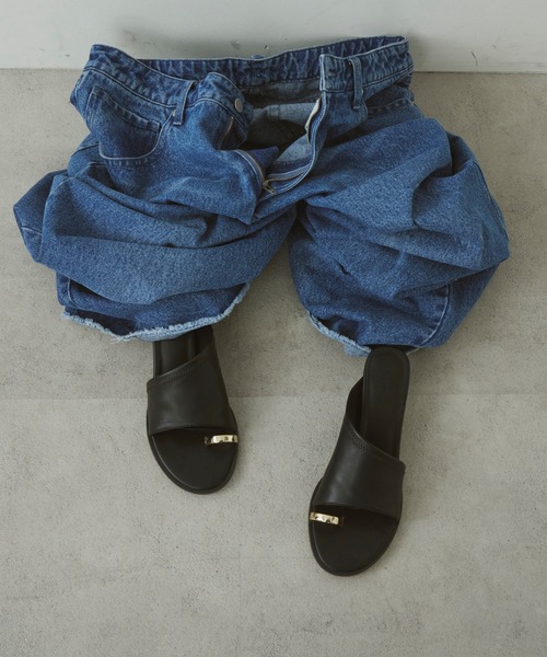 LE VERNIS（ル・ベルニ）の「LE VERNIS(ル・ベルニ)Toe ring sandals（サンダル・レディース・ブラック/ブラウン・23.5cm/24.5㎝）」の17枚目の写真