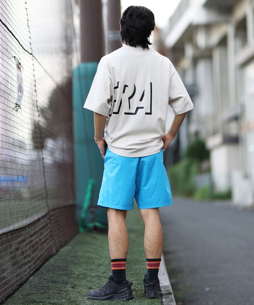 NEW ERA（ニューエラ）の「NEW ERA/ニューエラ 半袖Tシャツ ビッグロゴ 吸汗速乾 14410153/14410154/14410155（Tシャツ/カットソー・メンズ・ブラック/ホワイト/ベージュ・M/L/XXL/XL）」の21枚目の写真