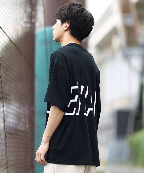 NEW ERA（ニューエラ）の「NEW ERA/ニューエラ 半袖Tシャツ ビッグロゴ 吸汗速乾 14410153/14410154/14410155（Tシャツ/カットソー・メンズ・ブラック/ホワイト/ベージュ・M/L/XXL/XL）」の12枚目の写真