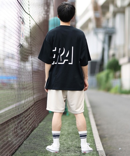 NEW ERA（ニューエラ）の「NEW ERA/ニューエラ 半袖Tシャツ ビッグロゴ 吸汗速乾 14410153/14410154/14410155（Tシャツ/カットソー・メンズ・ブラック/ホワイト/ベージュ・M/L/XXL/XL）」の17枚目の写真