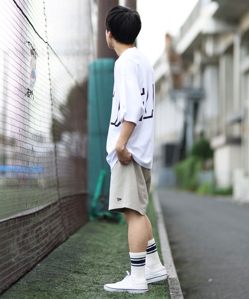 NEW ERA（ニューエラ）の「NEW ERA/ニューエラ 半袖Tシャツ ビッグロゴ 吸汗速乾 14410153/14410154/14410155（Tシャツ/カットソー・メンズ・ブラック/ホワイト/ベージュ・M/L/XXL/XL）」の9枚目の写真