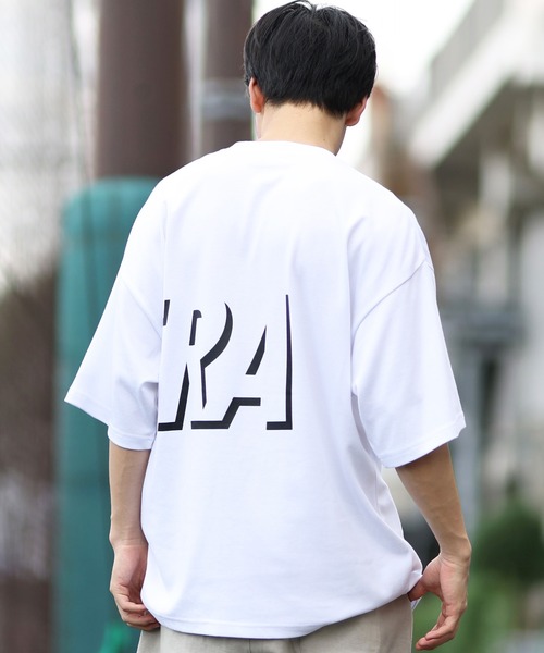 NEW ERA（ニューエラ）の「NEW ERA/ニューエラ 半袖Tシャツ ビッグロゴ 吸汗速乾 14410153/14410154/14410155（Tシャツ/カットソー・メンズ・ブラック/ホワイト/ベージュ・M/L/XXL/XL）」の6枚目の写真