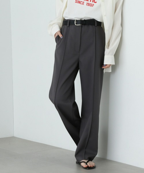 N.(N. Natural Beauty Basic)(エヌエヌナチュラルビューティーベーシック)の「センターコバストレートパンツ(スラックス・レディース・ベージュ/チャコールグレー・SMALL/MEDIUM)」の2枚目の写真