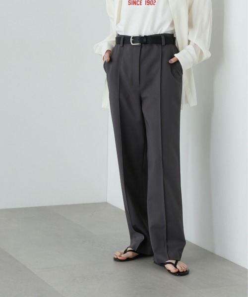 N.(N. Natural Beauty Basic)(エヌエヌナチュラルビューティーベーシック)の「センターコバストレートパンツ(スラックス・レディース・ベージュ/チャコールグレー・SMALL/MEDIUM)」の5枚目の写真