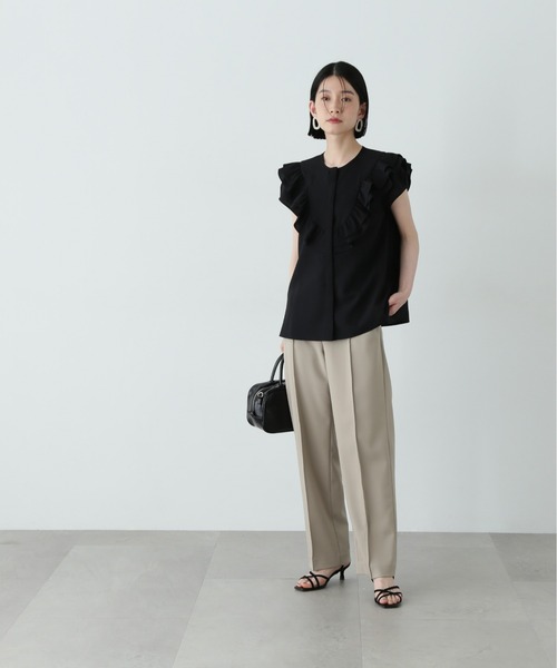 N.(N. Natural Beauty Basic)(エヌエヌナチュラルビューティーベーシック)の「センターコバストレートパンツ(スラックス・レディース・ベージュ/チャコールグレー・SMALL/MEDIUM)」の13枚目の写真