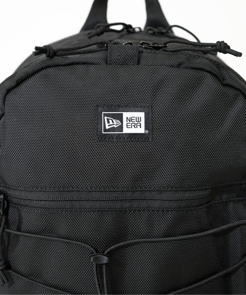NEW ERA（ニューエラ）の「【NEW ERA/ニューエラ】CORD PACK コードパック（バックパック/リュック・メンズ・ブラック×ホワイト/ブラック・FREE）」の4枚目の写真