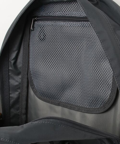 karrimor（カリマー）の「VT day pack F（バックパック/リュック・メンズ・チャコールグレー/アイボリー/ネイビー・FREE）」の20枚目の写真