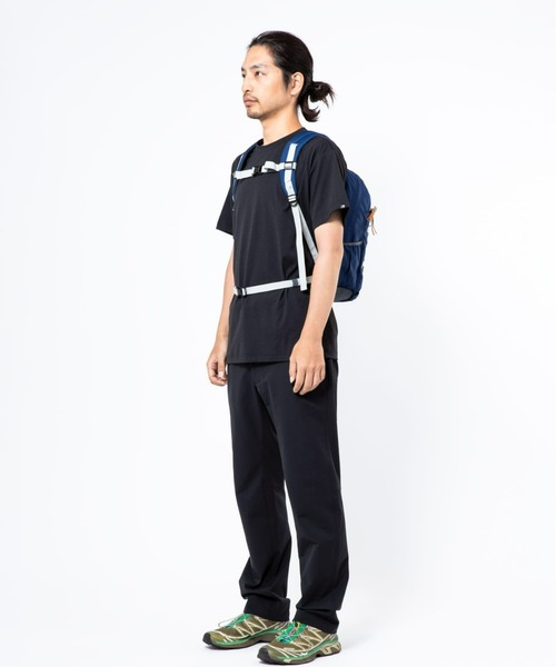 karrimor（カリマー）の「VT day pack F（バックパック/リュック・メンズ・チャコールグレー/アイボリー/ネイビー・FREE）」の4枚目の写真