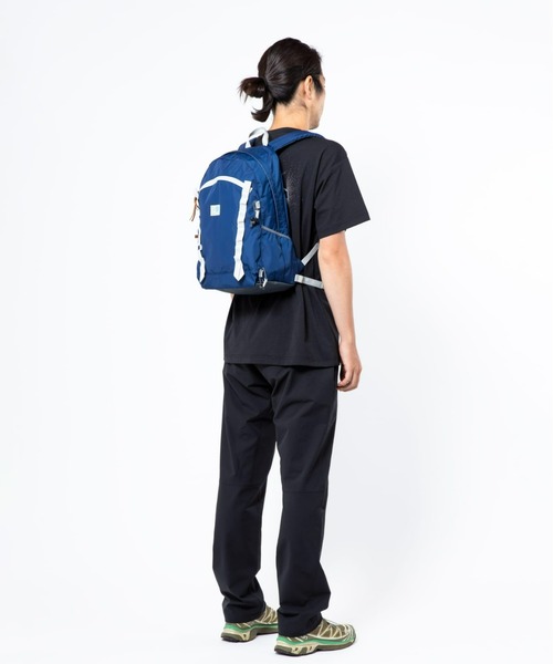 karrimor（カリマー）の「VT day pack F（バックパック/リュック・メンズ・チャコールグレー/アイボリー/ネイビー・FREE）」の6枚目の写真