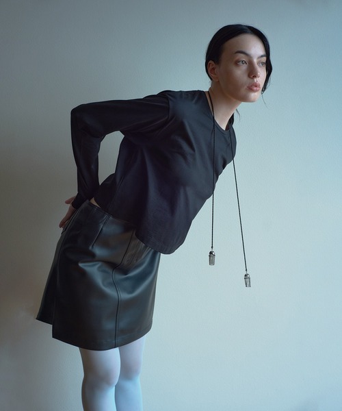 IRIS47(イリスフォーセブン)の「【IRIS 47】silky long tops/シルキー ロング トップス dress24 ※(Tシャツ/カットソー・レディース・ホワイト/ブラック・FREE)」の3枚目の写真