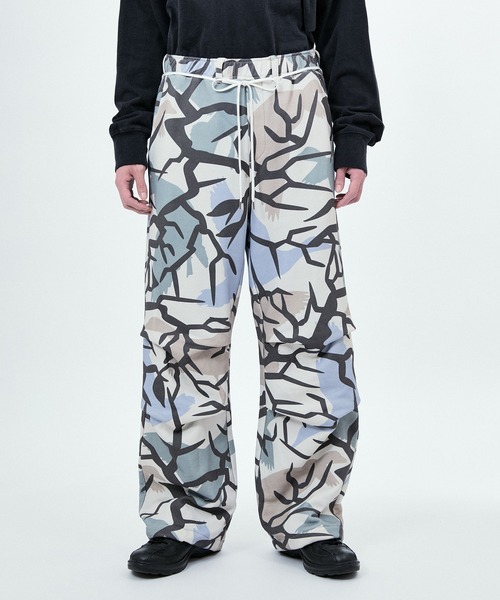 M TO R(ムウトアール)の「NEW CAMO PRINT SWEAT PANTS(その他パンツ・レディース・ホワイト/ベージュ系その他・40/38/42)」の16枚目の写真