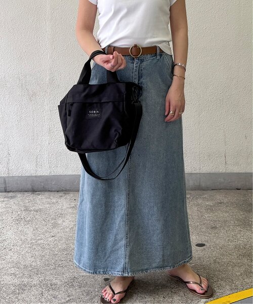 LBC(エルビーシー)の「撥水ナイロンミニトートバッグ(トートバッグ・レディース・ブラック/ベージュ/グレー・FREE)」の12枚目の写真