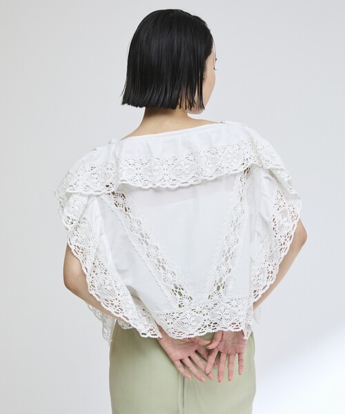 Firsthand（ファーストハンド）の「Firsthand/ファーストハンド インドレース スクエア フリルブラウス / ショート丈 レースブラウス（シャツ/ブラウス・レディース・ホワイト/ブラック・FREE）」の11枚目の写真