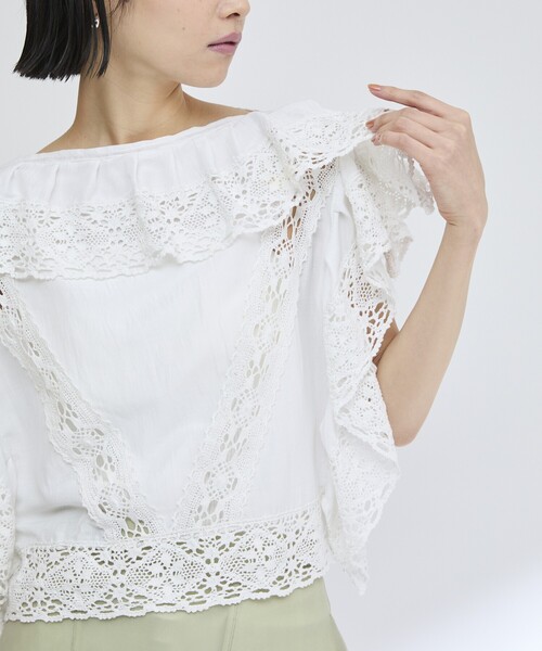 Firsthand（ファーストハンド）の「Firsthand/ファーストハンド インドレース スクエア フリルブラウス / ショート丈 レースブラウス（シャツ/ブラウス・レディース・ホワイト/ブラック・FREE）」の14枚目の写真