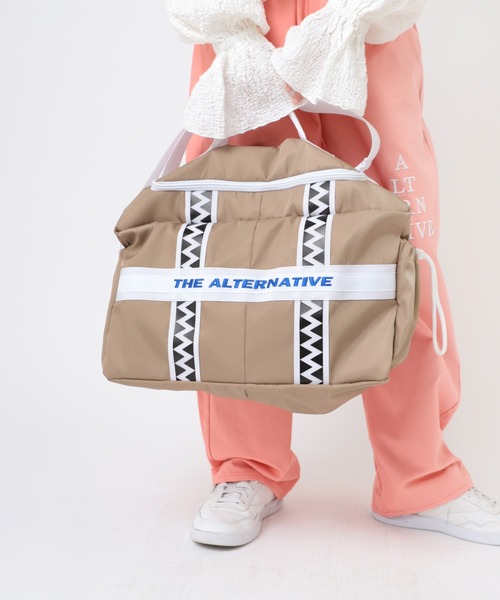 RNA（アールエヌエー）の「E5108 ＢＩＧショルダーＢＡＧ（ショルダーバッグ・レディース・ベージュ/カーキ/ブラック・FREE）」の3枚目の写真