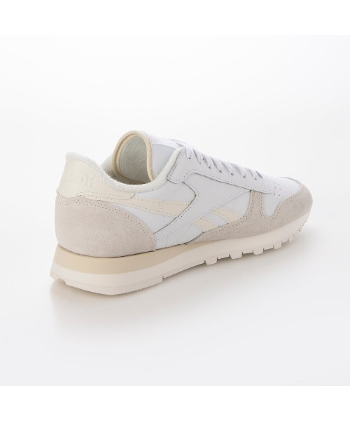 Reebok(リーボック)の「クラシックレザー / CLASSIC LEATHER(スニーカー・メンズ・ホワイト・23.0cm/23.5cm/24.5cm/24.0cm/25.0cm/25.5cm/26.0cm/26.5cm/27.0cm/27.5cm/28.0cm/28.5cm/29.0cm/30.0cm)」の3枚目の写真