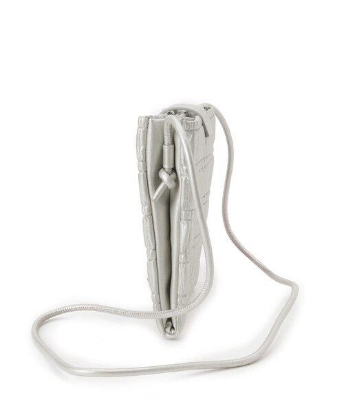 SHOO・LA・RUE（シューラルー）の「プリーツミニショルダーバッグ（ショルダーバッグ・レディース・ブラック/アイボリー/イエロー/シルバー・00）」の17枚目の写真