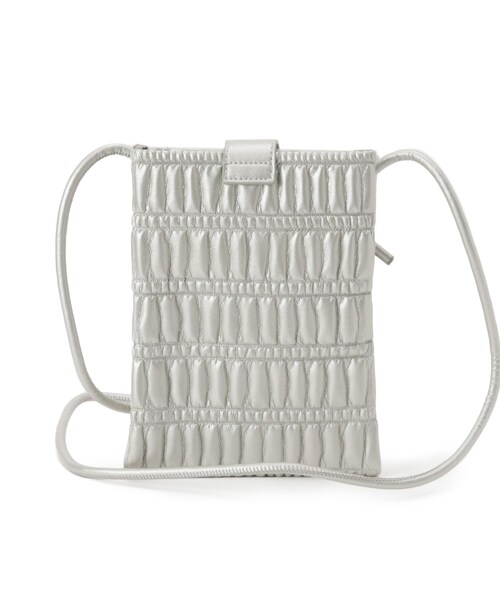 SHOO・LA・RUE（シューラルー）の「プリーツミニショルダーバッグ（ショルダーバッグ・レディース・ブラック/アイボリー/イエロー/シルバー・00）」の18枚目の写真