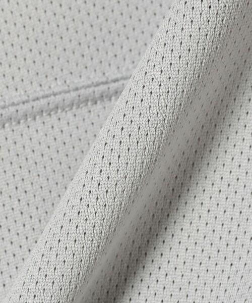 BEAMS T（ビームスティー）の「フットボール メッシュ Tシャツ（Tシャツ/カットソー・メンズ・ライトグレー/ネイビー・X-LARGE/SMALL/MEDIUM/LARGE）」の11枚目の写真