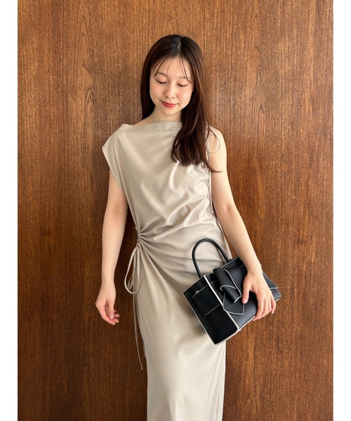 FRAY I.D（フレイアイディー）の「ドローストリングギャザードレープ