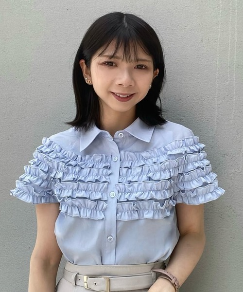 31 Sons de mode（トランテアン　ソン　ドゥ　モード）の「ヨークギャザーフリルブラウス（シャツ/ブラウス・レディース・チャコールグレー/サックスブルー/オフホワイト/ブラック・フリー）」の22枚目の写真
