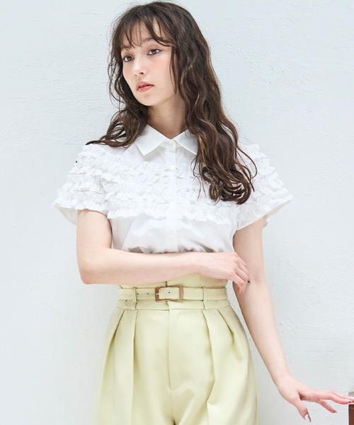 31 Sons de mode（トランテアン　ソン　ドゥ　モード）の「ヨークギャザーフリルブラウス（シャツ/ブラウス・レディース・チャコールグレー/サックスブルー/オフホワイト/ブラック・フリー）」の7枚目の写真