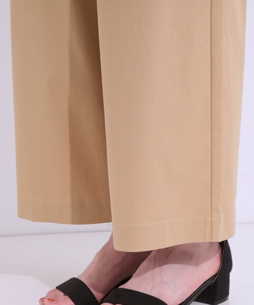 DRESKIP（ドレスキップ）の「【高レビュー/S-LL/ひんやり】ゴールドパーツがアクセント ストレッチワイドパンツ（その他パンツ・レディース・ナチュラル/ベージュ/ブラック/カーキ/ダークオリーブ・02/04/01/03）」の8枚目の写真