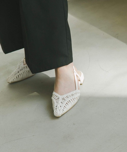 SENSE OF PLACE by URBAN RESEARCH（センスオブプレイスバイアーバンリサーチ）の「コードアミポインテッドサンダル（サンダル・レディース・オフホワイト/ブラック・LARGE/MEDIUM/SMALL）」の7枚目の写真