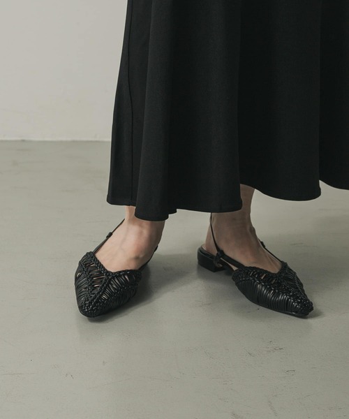 SENSE OF PLACE by URBAN RESEARCH（センスオブプレイスバイアーバンリサーチ）の「コードアミポインテッドサンダル（サンダル・レディース・オフホワイト/ブラック・LARGE/MEDIUM/SMALL）」の10枚目の写真