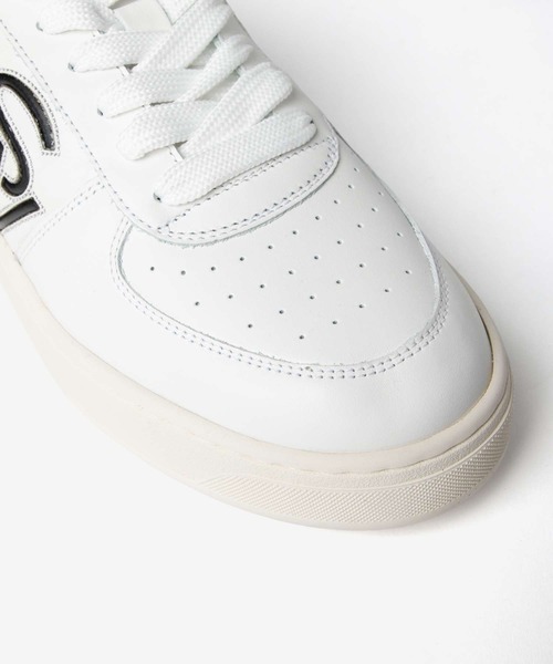 STUART WEITZMAN(スチュアートワイツマン)の「STUART WEITZMAN SW COURTSIDE LOGO SNEAKER スチュアート・ワイツマン コートサイドロゴスニーカー スニーカー(スニーカー・レディース・ホワイト×ブラック・36/38/35/37)」の12枚目の写真