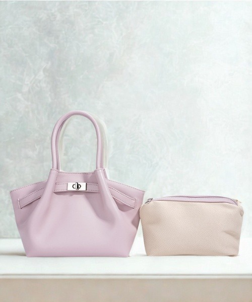 NiiNa（ニーナ）の「【 NiiNa / ニーナ 】高品質牛革  2way ラウンドフォルム レザーバッグ（インナーポーチ付き）（ショルダーバッグ・レディース・ホワイト/ブラック/ピンク/グリーン・FREE）」の10枚目の写真