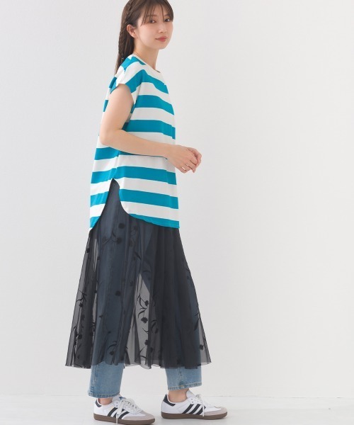 OMNES(オムネス)の「【接触冷感】 10番単ボーダーフレンチスリーブプルオーバー(Tシャツ/カットソー・レディース・ブルー/ホワイト×ブラック/ホワイト×ブルー/グレー系その他/ホワイト系その他/ホワイト×ネイビー・FREE)」の9枚目の写真