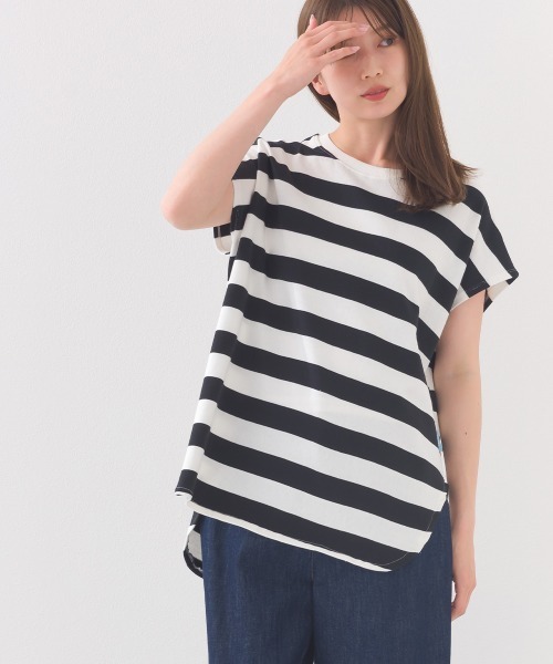 OMNES(オムネス)の「【接触冷感】 10番単ボーダーフレンチスリーブプルオーバー(Tシャツ/カットソー・レディース・ブルー/ホワイト×ブラック/ホワイト×ブルー/グレー系その他/ホワイト系その他/ホワイト×ネイビー・FREE)」の16枚目の写真