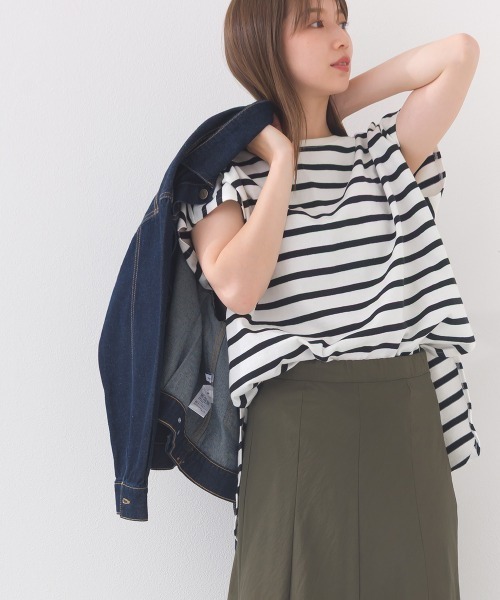 OMNES(オムネス)の「【接触冷感】 10番単ボーダーフレンチスリーブプルオーバー(Tシャツ/カットソー・レディース・ブルー/ホワイト×ブラック/ホワイト×ブルー/グレー系その他/ホワイト系その他/ホワイト×ネイビー・FREE)」の13枚目の写真