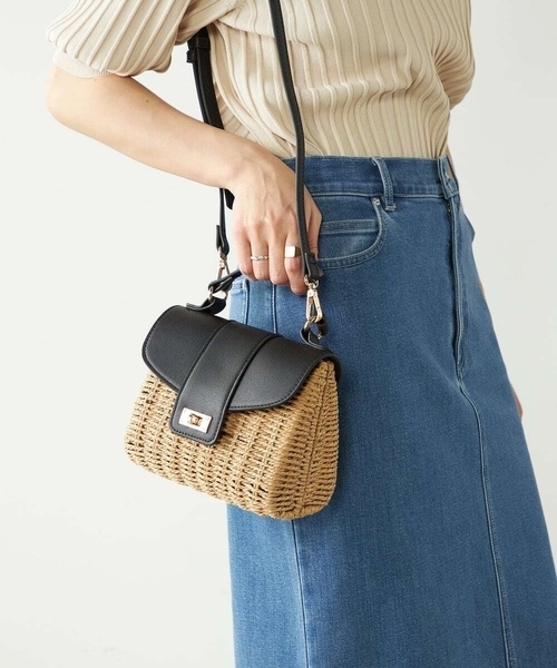 a.v.v（アーヴェヴェ）の「かごフラップハンドバッグ（かごバッグ・レディース・アイボリー/ブラック・38）」の13枚目の写真