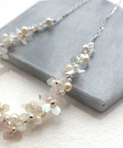 Dorry Doll(ドリードール)の「小花モチーフネックレス(ネックレス・レディース・シルバー/ゴールド・FREE)」の5枚目の写真