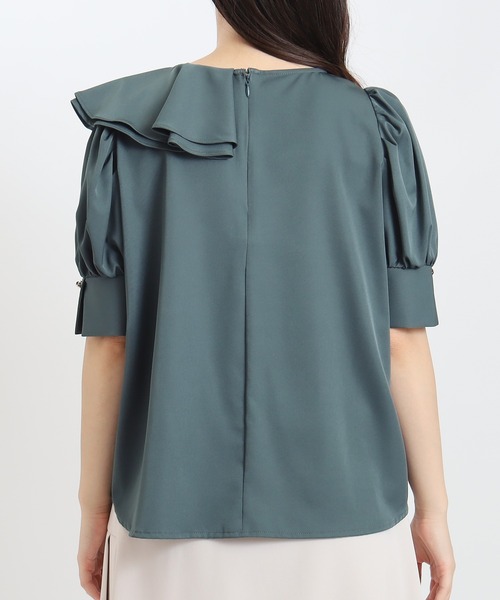 TRUDEA(トルディア)の「とろみアシメラッフルブラウス(シャツ/ブラウス・レディース・ブルーグリーン/ホワイト×ネイビー/ホワイト・MEDIUM)」の18枚目の写真