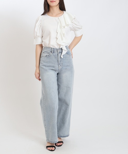 TRUDEA(トルディア)の「とろみアシメラッフルブラウス(シャツ/ブラウス・レディース・ブルーグリーン/ホワイト×ネイビー/ホワイト・MEDIUM)」の15枚目の写真